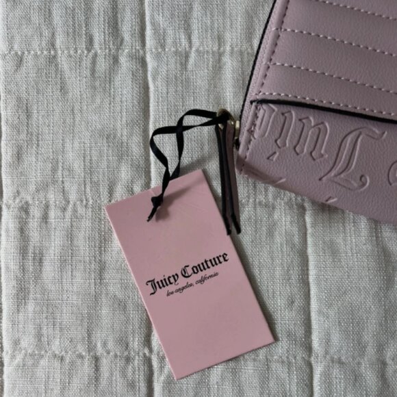 Juicy Couture Dusty Blush Bow Wallet - Picture 4 of 4